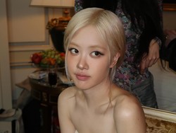 Video: Rose BLACKPINK Masuk Daftar 100 Tokoh Paling Berpengaruh di Tahun 2025