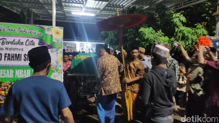 santri tewas terseret ombak pantai Balekambang