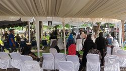 Suasana Jelang Pemakaman Titiek Puspa