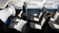 Suzuki Eeco terbaru varian tertinggi menggunakan konfigurasi six-seater, bukan seven-seater. Sebab, pada baris tengah, pabrikan mengganti kursi tiga baris menjadi ‘captain-seat’.  Foto: Doc. Maruti Suzuki