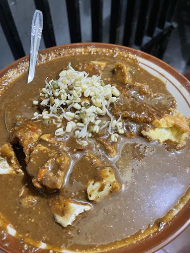 rekomendasi tahu tek enak di surabaya