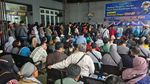 Ada Pemutihan Pajak Kendaraan, Warga Membludak di Samsat Kota Bekasi