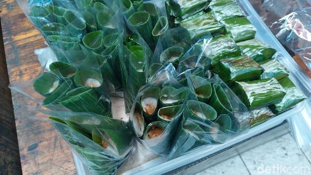 Jajanan Legend di Pasar Cihapit Bandung