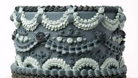 Danielle juga memerhatikan detail pada setiap cake buatannya. Warna abu-abu muda hingga abu-abu tua terlihat cantik. Foto: Vegan Treats Inc./Bored Panda