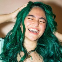 “Love your new look,” puji salah satu pengguna Instagram. “Mau gayanya gmn pun kalau dasarnya Cantik ya ttp Cantik,” puji netizen. “Sailor Neptunus, komentar yang lainnya. Foto: Instagram/@marshanda