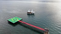 Foto udara infrastruktur hub pariwisata berupa heliport dan dermaga kapal wisata di kawasan The Golo Mori, Manggarai Barat, Nusa Tenggara Timur, Sabtu (12/4/2025).