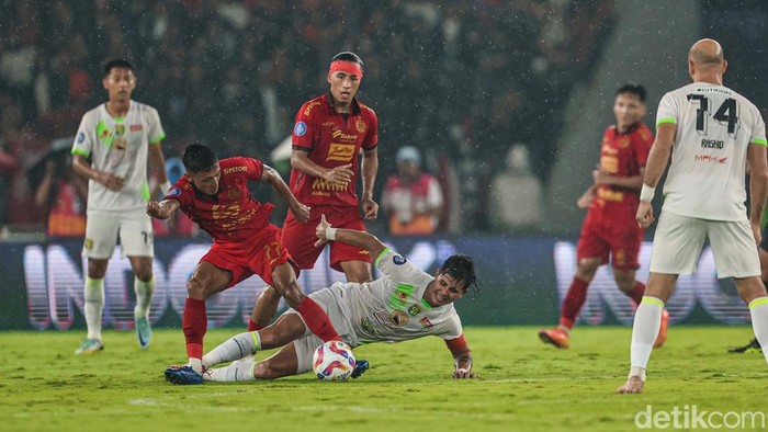 Pekan ke-28 Liga 1 menghadirkan big match Persija vs Persebaya. Pertandingan di Stadion Gelora Bung Karno, Jakarta, itu berakhir imbang 1-1.