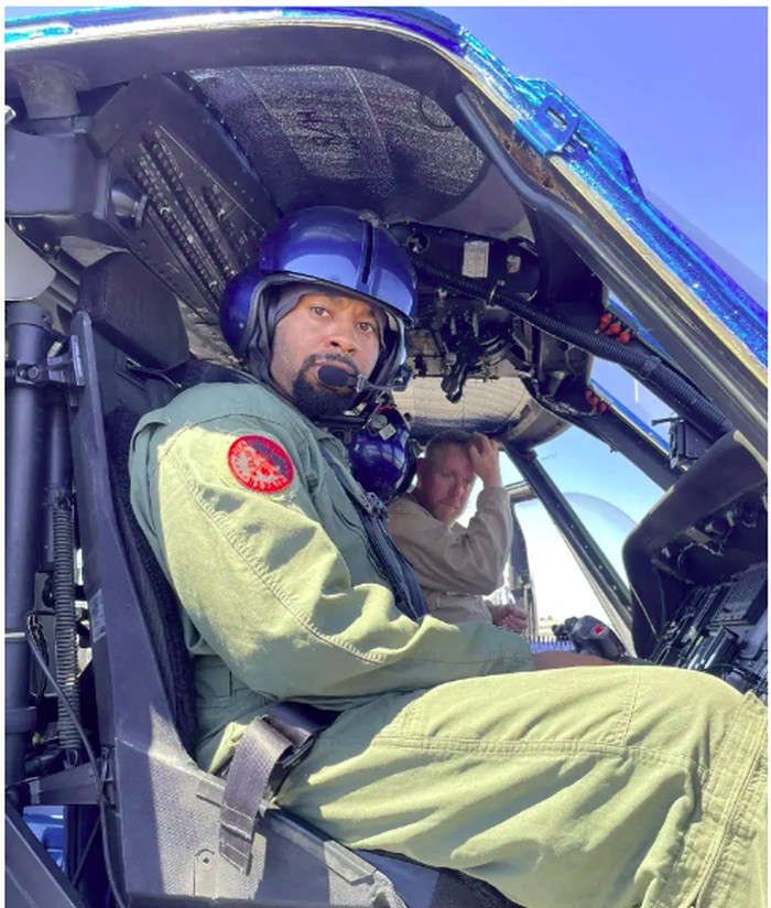Sean Johnson, pilot helikopter wisata yang jatuh ke Sungai Hudson