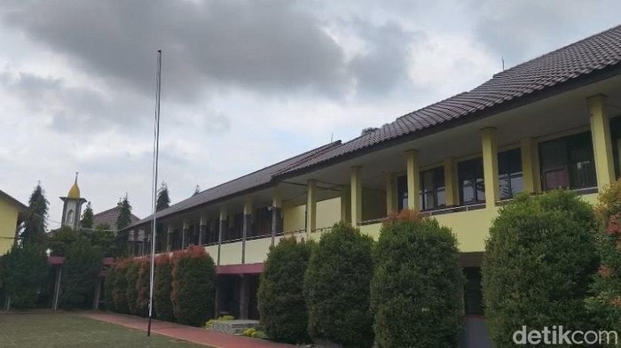Sekolah negeri di Kota Sukabumi