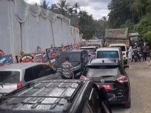 Penampakan Macet di Jalinsum gegara Pesta Nikah Anak Gubernur Sumbar