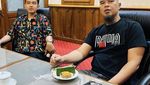 Ahmad Dhani Piknik di Beach Club dan Makan Bareng Politisi