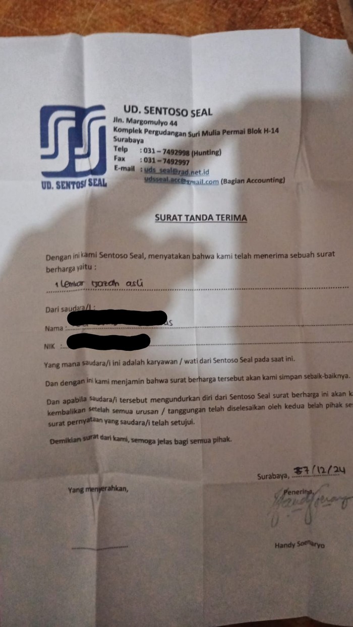 Bukti yang ditunjukkan Wawali Surabaya Armuji soal kasus penahanan ijazah