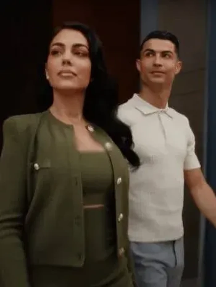 Cristiana Ronaldo dan Georgina Rodriguez jadi bintang iklan kapal pesiar.