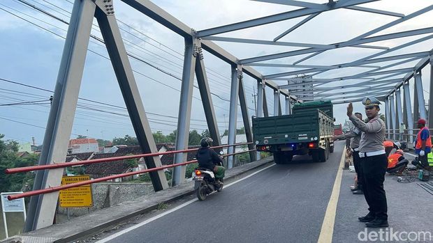 Jembatan Pajarakan Probolinggo