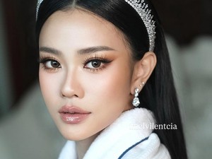 Detail Makeup Jessica Jane saat Dinikahi Erwin Phang, Cantik Bak Barbie Hidup