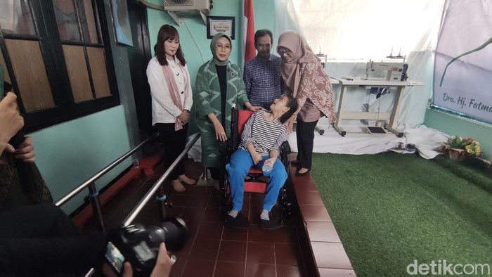 Kunjungan Fatma Saifullah Yusuf ke Sidoarjo.