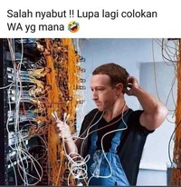 Meme WhatsApp Down
