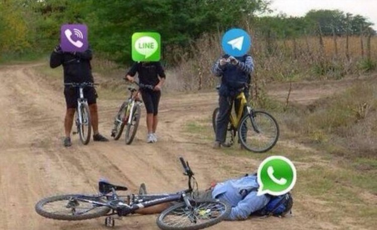 Meme WhatsApp Down