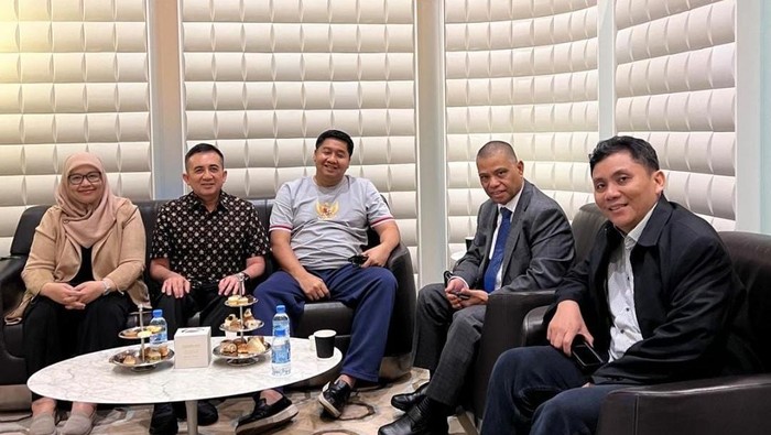 Menteri Perumahan dan Kawasan Permukiman (PKP) Maruarat Sirait di Qatar