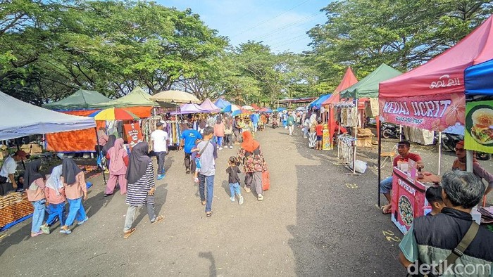 Pasar Mingguan BMX di Ciamis.