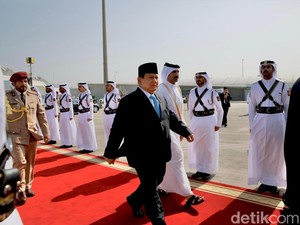 Usai Bertemu Emir Qatar di Doha, Prabowo Bertolak ke Yordania