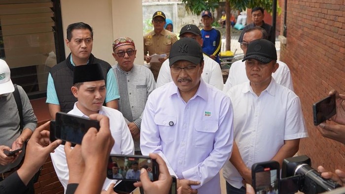 Menteri Sosial RI, Saifullah Yusuf, melakukan kunjungan kerja ke UPT Pesanggrahan PMKS (Penyandang Masalah Kesejahteraan Sosial) Majapahit.