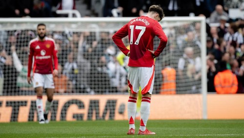 NEWCASTLE UPON TYNE, ENGLAND - APRIL 13: Alejandro Garnacho of Manchester United in action during the Premier League match between Newcastle United FC and Manchester United FC at St James Park on April 13, 2025 in Newcastle upon Tyne, England. (Photo by Ash Donelon/Manchester United via Getty Images)