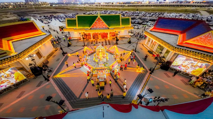 38 Bhikkhu asal Thailand bakal melakukan Doa Bersama Si Mian Fo Riverwalk Island, Pantai Indah Kapuk (PIK).