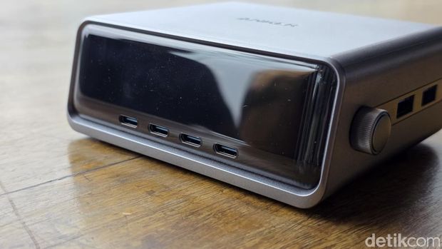 Anker Prime 250W Desktop Charger