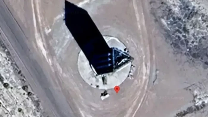 Di Google Maps, netizen melihat sebuah menara misterius di Area 51. Mereka mengklaim itu adalah teknologi milik alien.
