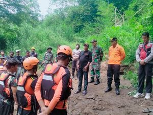 Petani Asal Soppeng Tenggelam di Sungai Walanae Bone, Tim SAR Cari