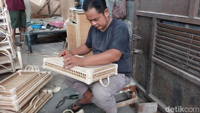 Industri furnitur rotan Cirebon