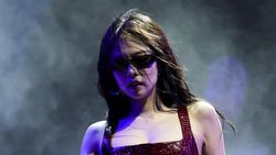 Foto-foto Jennie di Coachella Foto-foto Jennie di Coachella