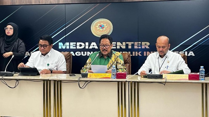 Koferensi pers Mahkamah Agung terkait suap onis onstslag atau putusan lepas pada perkara korupsi ekspor crude palm oil (CPO) atau bahan baku minyak goreng (goreng)
