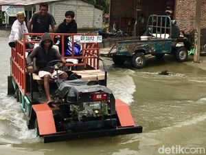 Cuan Warga di Balik Banjir Malangke Luwu Utara yang Sudah Setahun Tak Surut