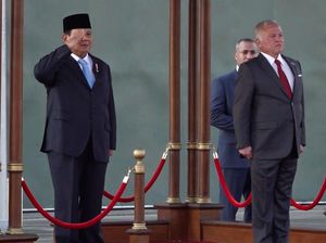 Momen Prabowo Disambut Raja Abdullah II di Yordania