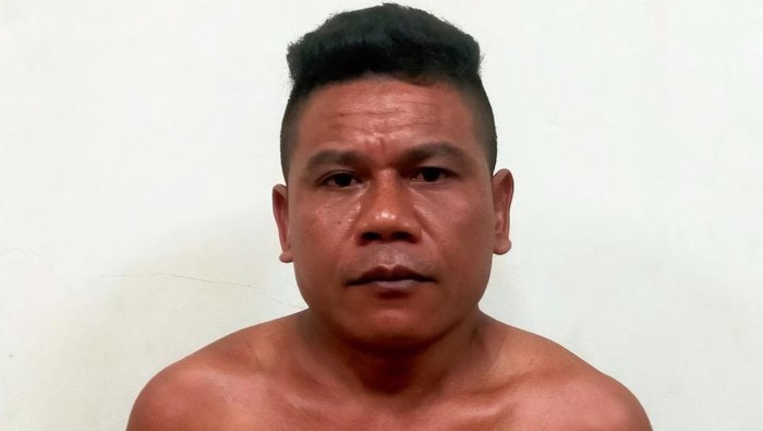 Pelaku saat ditangkap. (Dok Polda Riau)