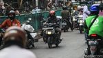 Pemotor Lawan Arah di Kolong Flyover Ciputat Bakal Kena ETLE