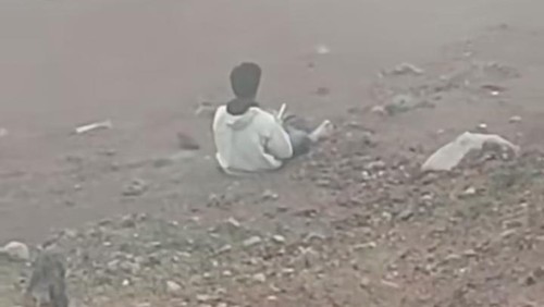 Seorang pendaki jatuh di Letter E Gunung Rinjani, Minggu (14/4/2025).