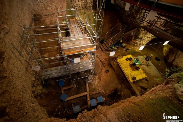 Penggalian arkeologi di gua Sima del Elefante yang terletak di pegunungan Atapuerca, Spanyol.