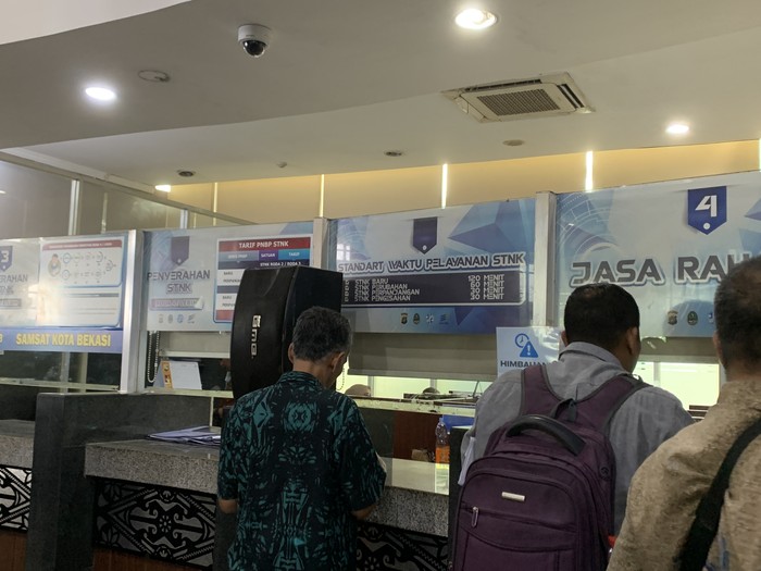 Perpanjang STNK di Samsat