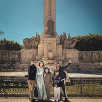 Anang Hermansyah dan Ashanty yang juga mengajak anak-anak mereka tour ke Eropa. Foto: dok. Instagram