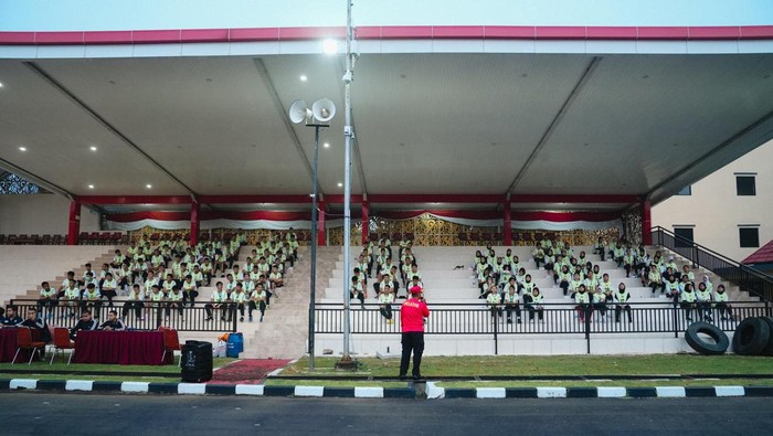 Proses seleksi SMA Kemala Taruna Bhayangkara dan Global Darussalam Academy yang dilakukan Akademi Kader Bangsa YPKBI.