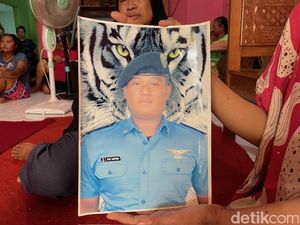 Menanti Fakta Kematian Anaknya, Ibu TKI Kamboja Asal Banyuwangi Gelar Tahlilan
