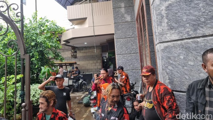 Rumah anggota DPD RI, La Nyalla Mattalitti digeledah KPK
