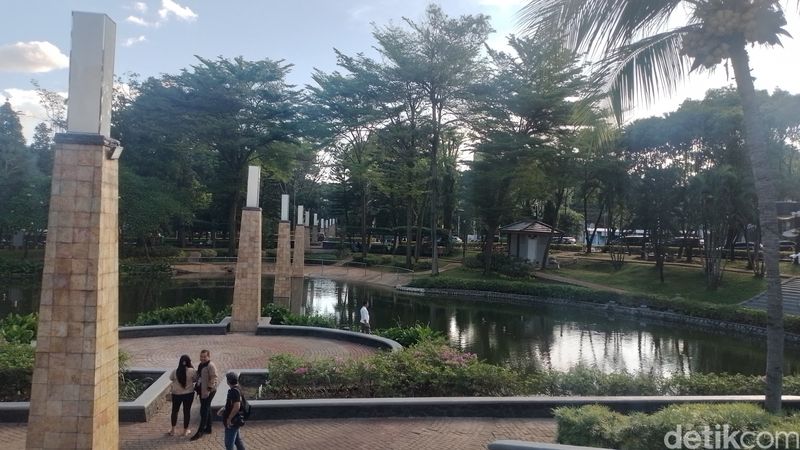 Taman Ayodya yang wacananya akan dibuka 24 jam
