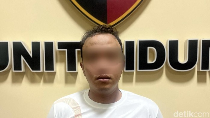 Tersangka MZI pembunuh pacarnya yang hamil di hotel Kudus. Foto diunggah Senin (14/4/2025).