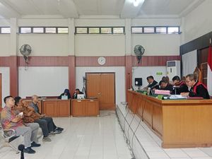 Terbukti Korupsi Suku Cadang, 2 Eks Pejabat PLTU-Kontraktor Divonis Berbeda