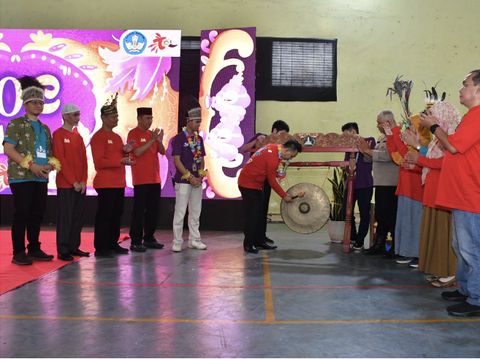 TOC 15 SMANU MH Thamrin