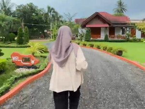 Terungkap Pekerjaan Nenek Pemilik Rumah Super Luas yang Viral